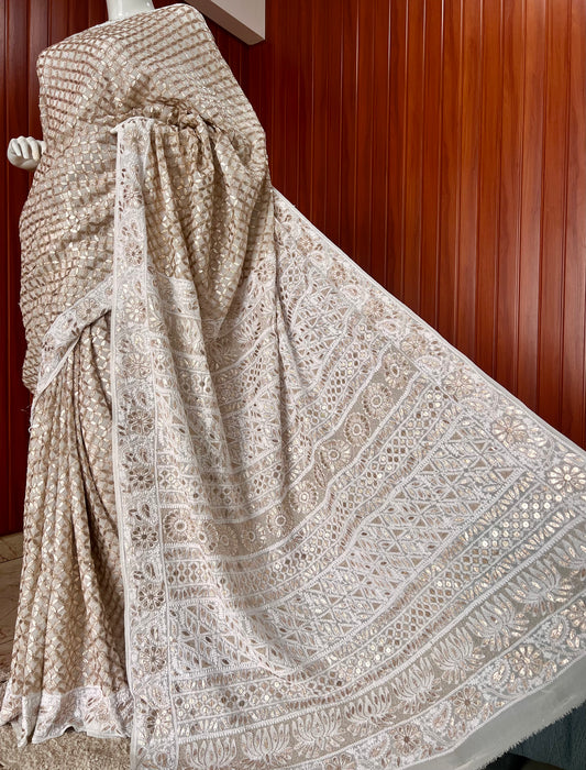 Buy Lucknowi Chikan Sarees online, Pure Lucknowi Chikan Sarees, Trendy  Lucknowi Chikan Sarees, Buy Chikan Sarees Online, Buy Lucknow Chikan  Online, online shopping india, sarees, apparel in india |  www.maanacreation.com