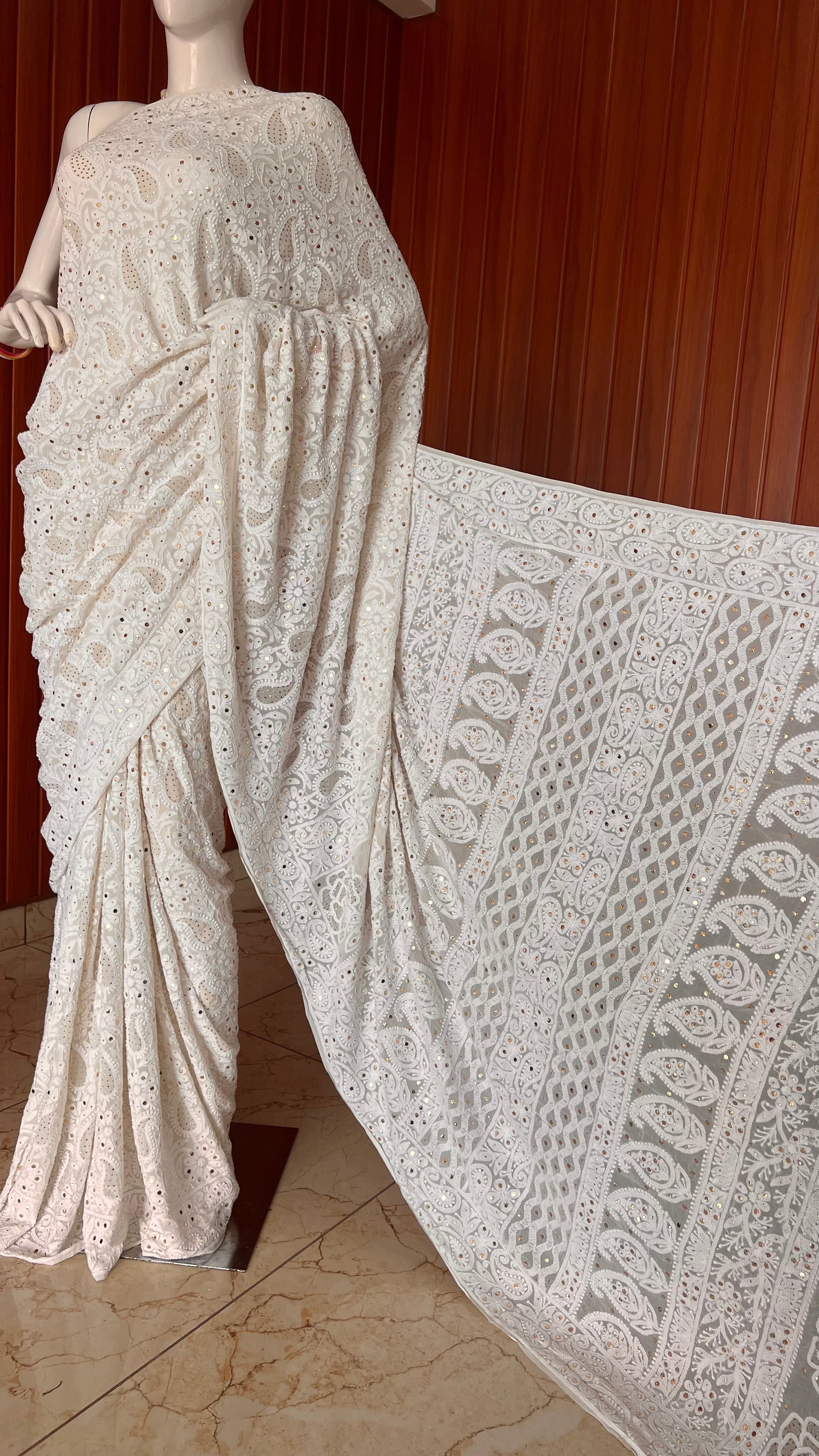 White Chikankari Saree, Chikankari Blouse, Mukaish Chikankari Saree,  Chikankari Silk Saree, Indian Tradition Wear, Handmade Chikankari Sari -  Etsy India