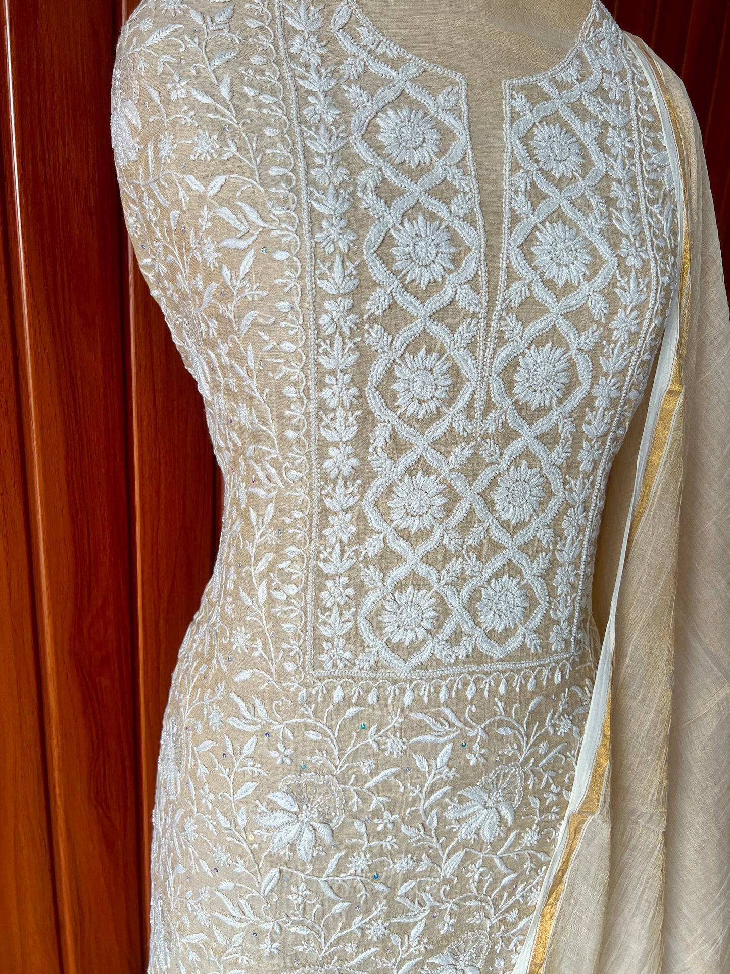 Pure Tissue Chikankari and pearl embroidered kurta and dupatta